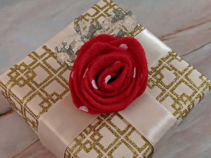 Red Felt Flower Clip