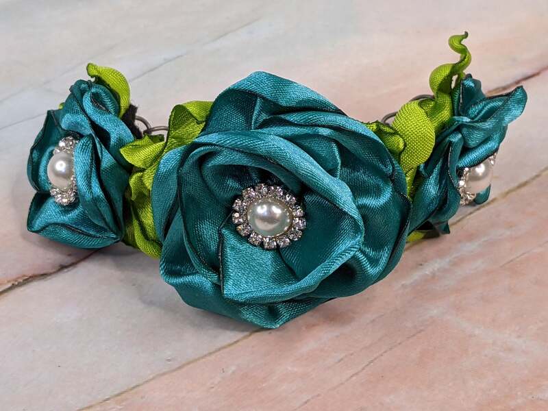 Teal Flowers with Gem Buttons Bracelet