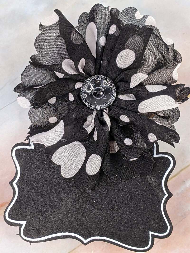 Black White Dot Flower with Chalkboard Tag Clip for Gift Bag